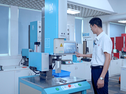 氣動(dòng)VS伺服超聲波焊接機(jī)，誰是工業(yè)焊接王者？