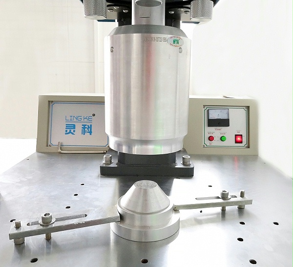 旋轉(zhuǎn)摩擦焊頭