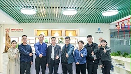 搭起人才舞臺(tái)丨珠海市香洲區(qū)總工會(huì)領(lǐng)導(dǎo)一行蒞臨靈科超聲波參觀調(diào)研