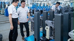 靈科超聲波焊接在汽車頂棚焊接中的核心優(yōu)勢