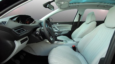 千庫網(wǎng)_車內(nèi)_攝影圖編號(hào)15431877