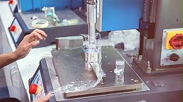 江門鶴山市超聲波焊接機：多領域的高效焊接專家