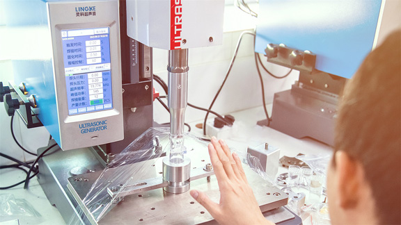 超聲波塑料焊接機容易臟怎么處理？