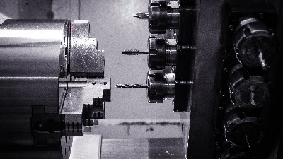 靈科超聲波焊接：塑料手機掛件焊接的革新工藝