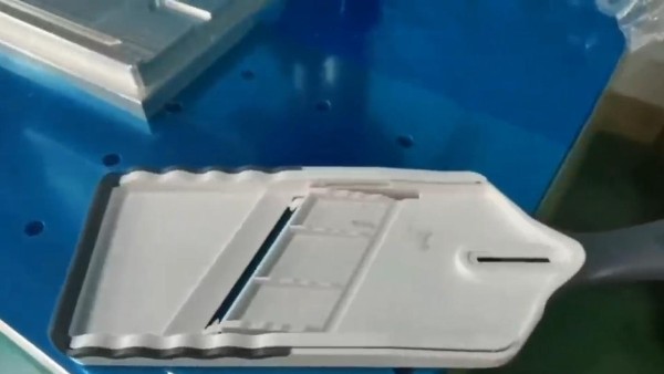 靈科超聲波-焊接<i style='color:red'>刨片器</i>