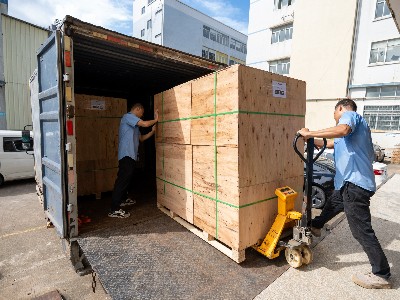 告別信息孤島，靈科超聲波焊接機實現生產線數據實時流動