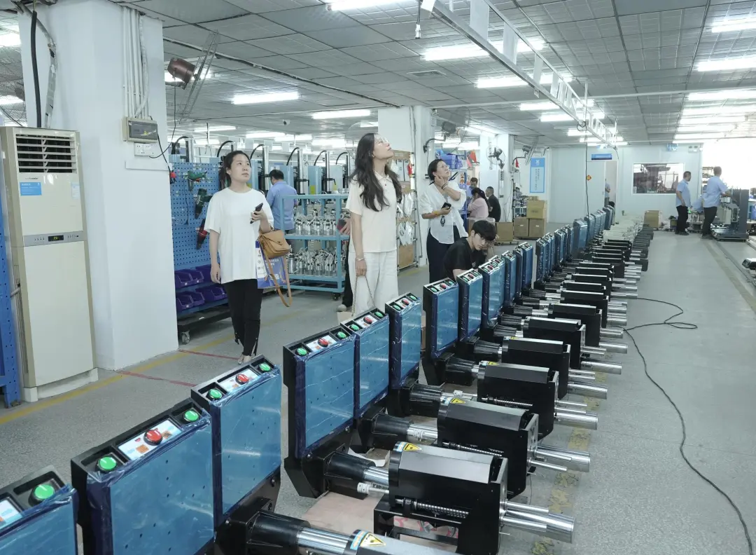 政企學界半年來訪50+次！這家超聲波龍頭企業的"吸睛密碼"究竟是什么？